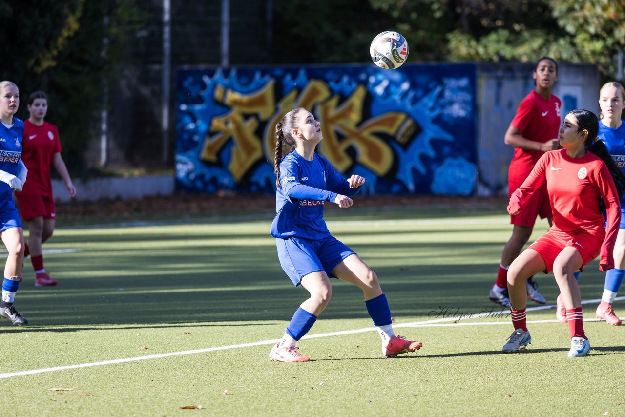 Bild 332 - wCJ Eimsbuettler TV - FC Rosengarten : Ergebnis: 2:0